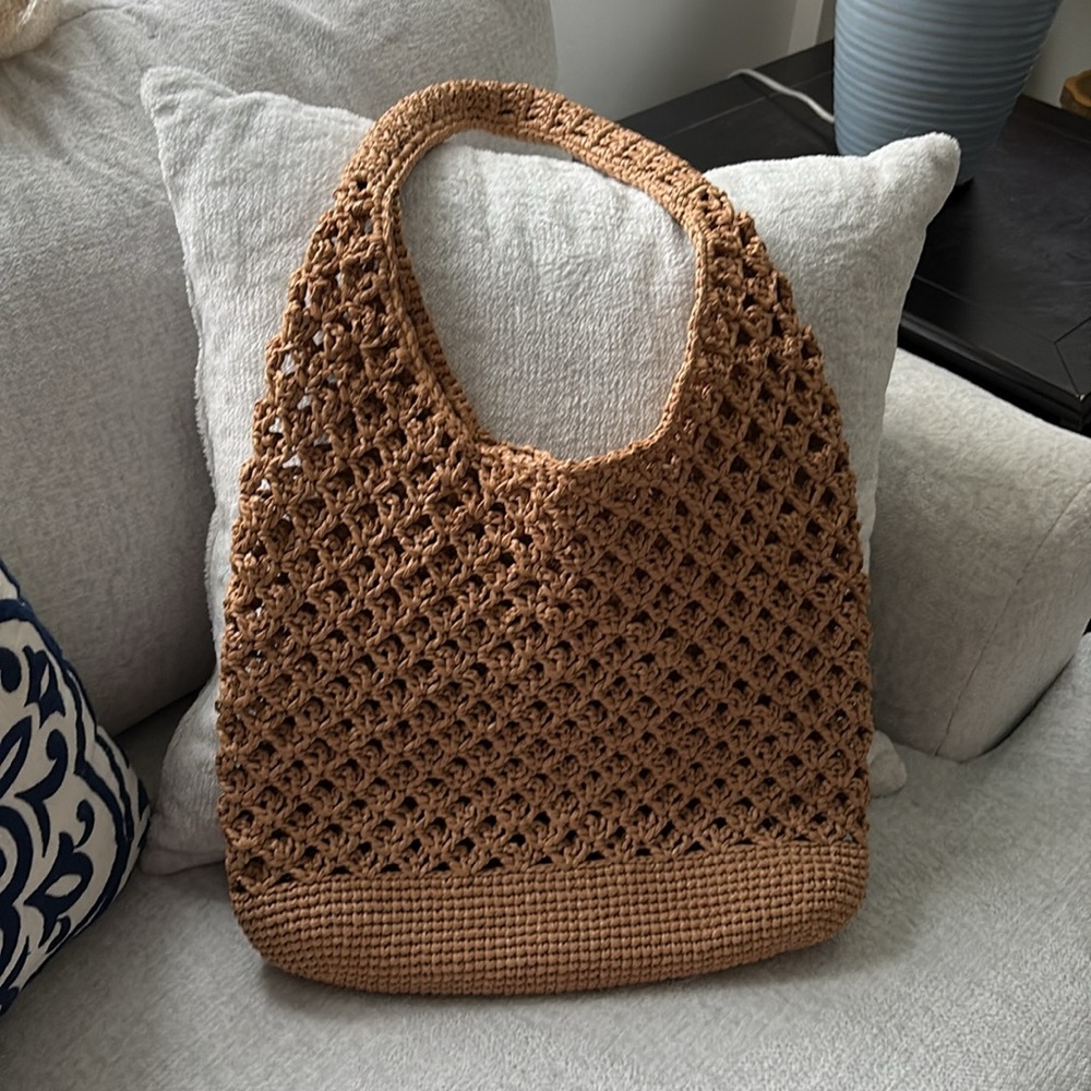 Raffia hand woven tote 🪡🧵